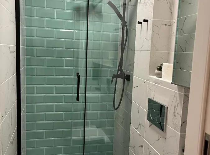 Good Apartament Wola Apartament 1 Pokojowy Z Aneksem * وارسو